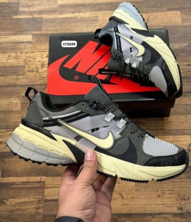 NIKE V2K
