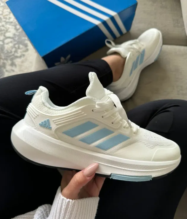 ADIDAS BONCE DAMA Y CABALLERO