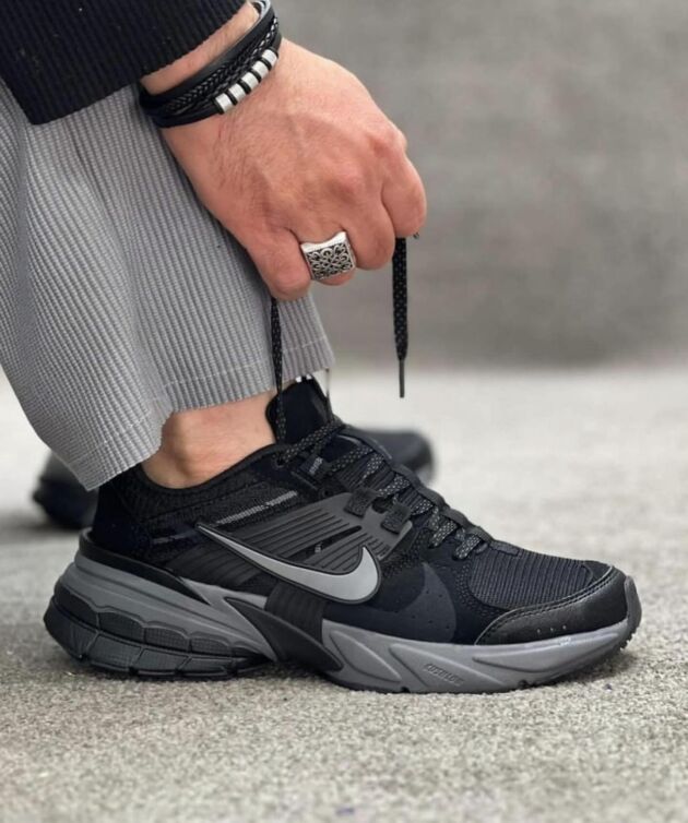NIKE V2K - Image 2