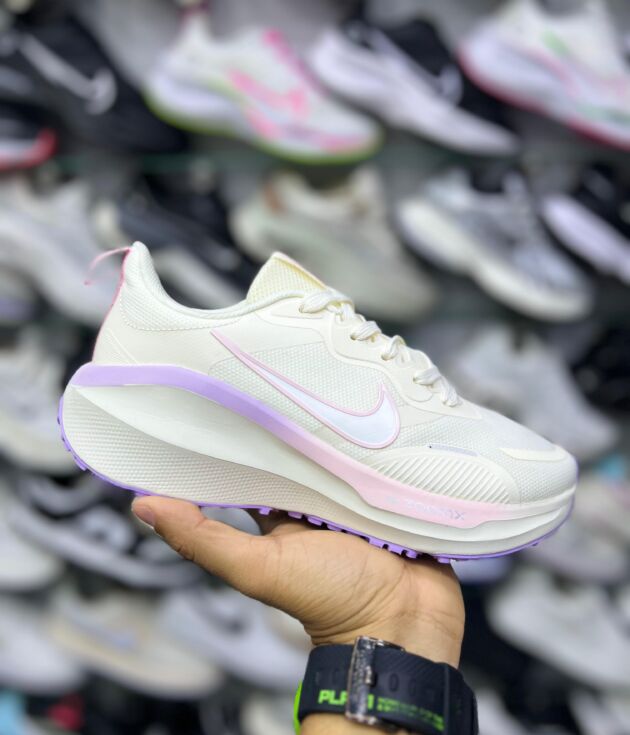 NIKE ZOOM X