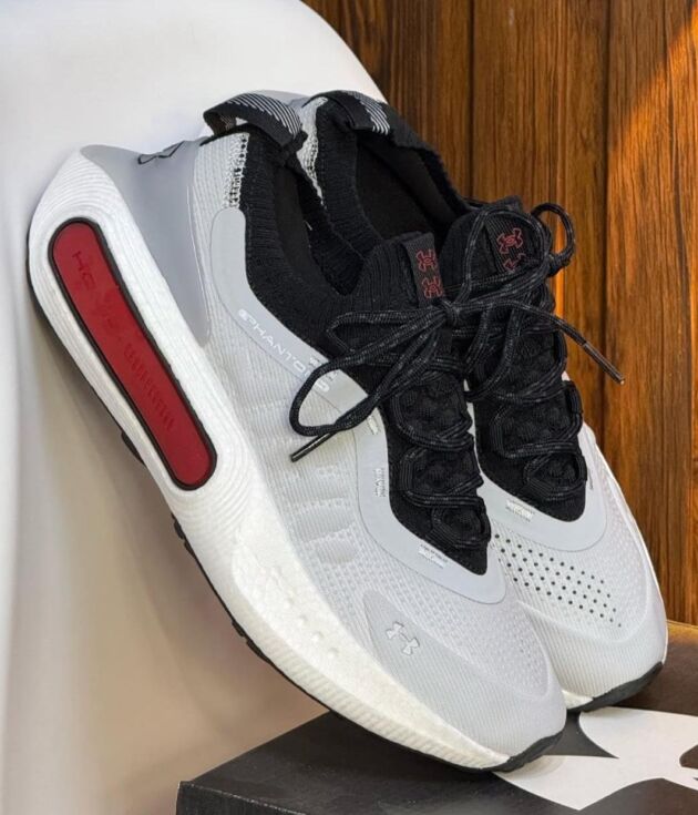 Under Armour, Sportstyle UA W Phantom 4