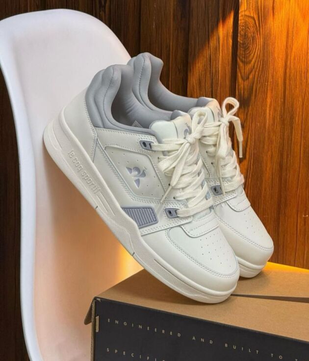 Le Coq Sportif. Astra