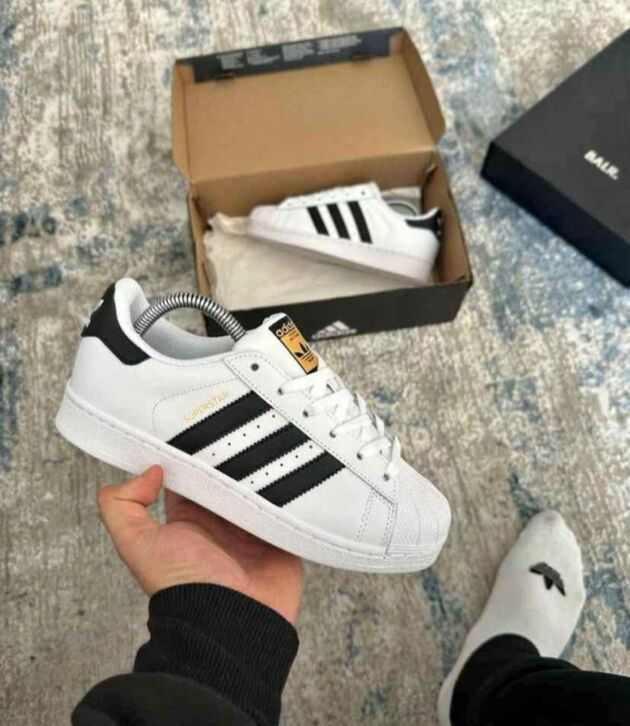Adidas SuperStar - Image 2