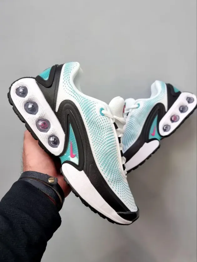 Nike Air Max DN - Image 4