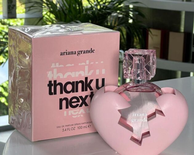 Ariana Grande - Image 7