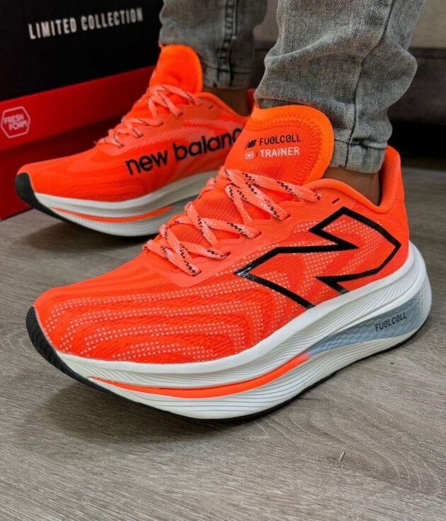 New Balance FuelCell Trainer v2