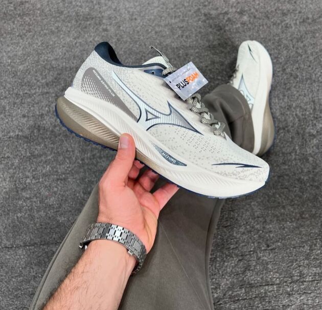 Mizuno Caballero