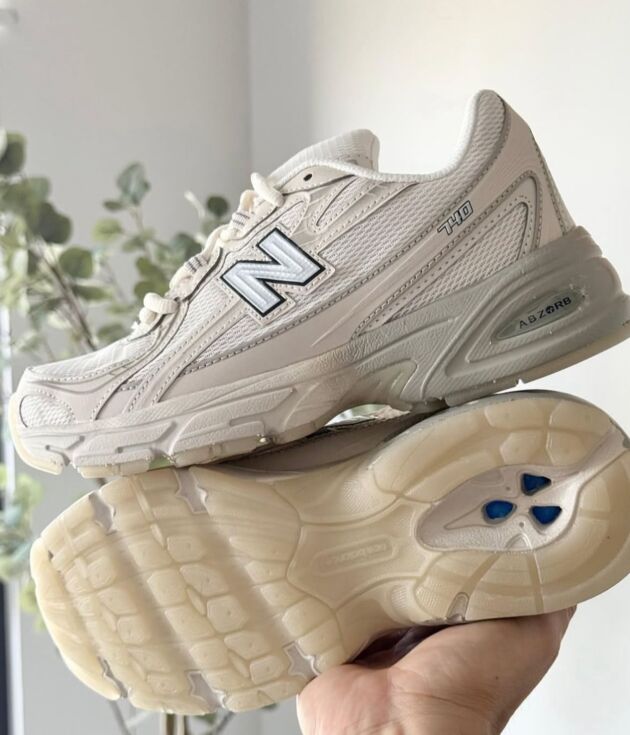 New Balance 725 DAMA
