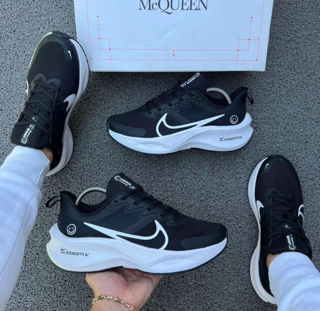 Nike Carita Feliz CABALLERO