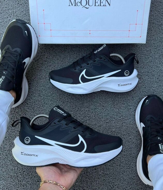 Nike Carita Feliz CABALLERO
