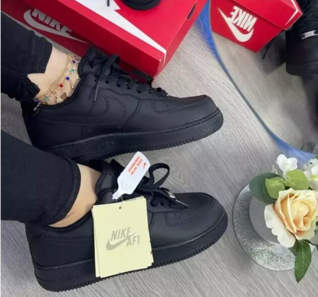 Nike Force 1 DAMA